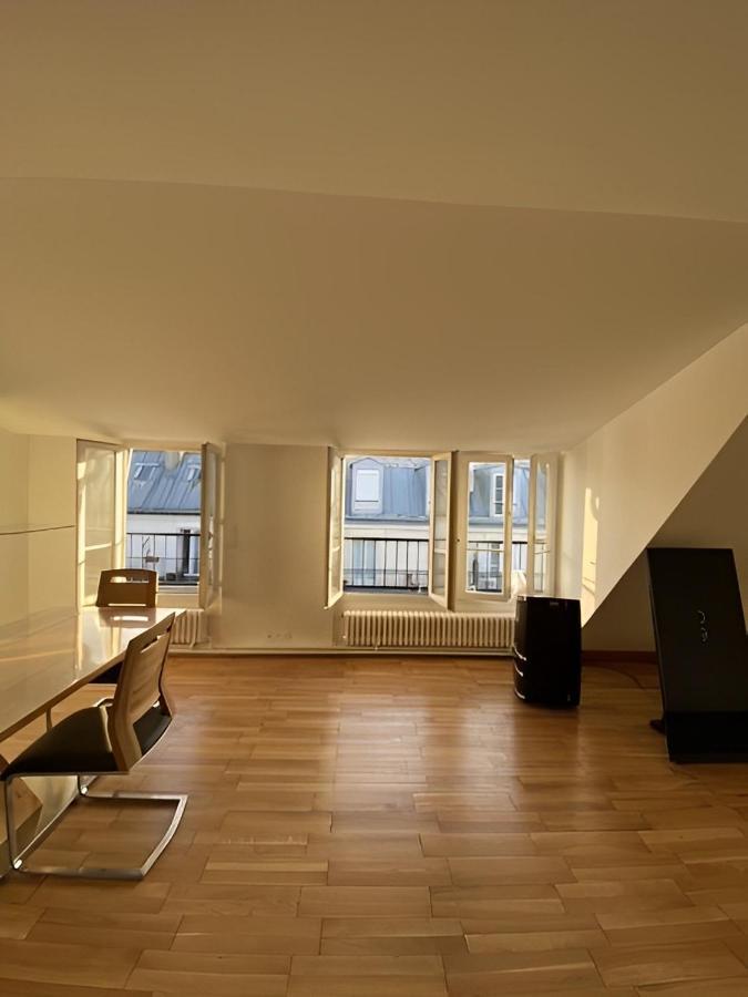 Upscale 80M2 2 Bedroom Apartment Near Champs Elysees Parigi Esterno foto