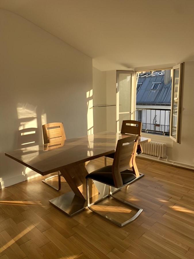 Upscale 80M2 2 Bedroom Apartment Near Champs Elysees Parigi Esterno foto