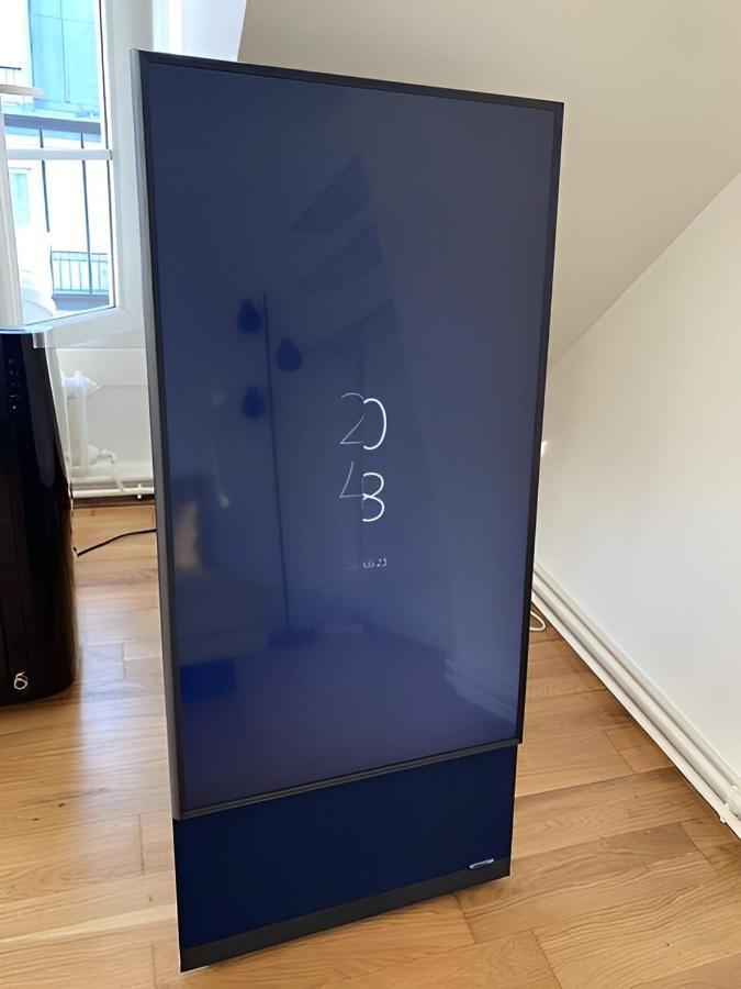 Upscale 80M2 2 Bedroom Apartment Near Champs Elysees Parigi Esterno foto